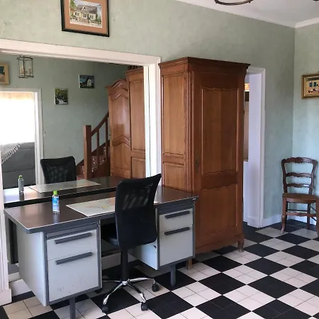 Des 3 Pleureuses Сasa de vacaciones *